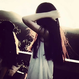 女学生洗澡AAA毛片
