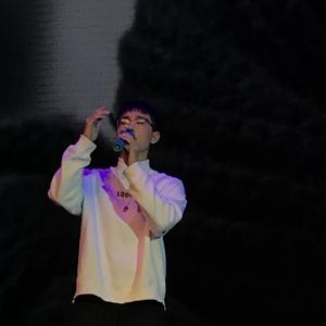 女学生洗澡AAA毛片
